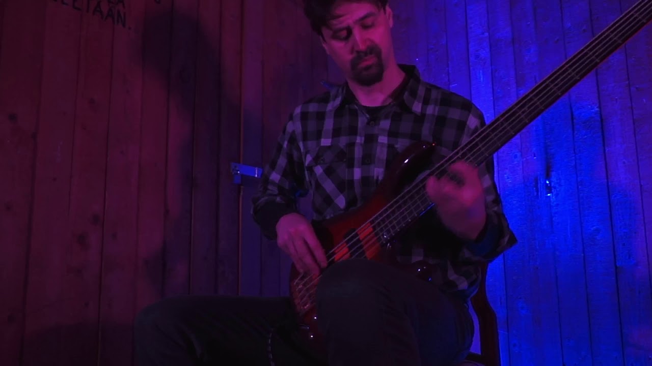 Bach cello suite in G no. 1 - Riku Pelo Bass