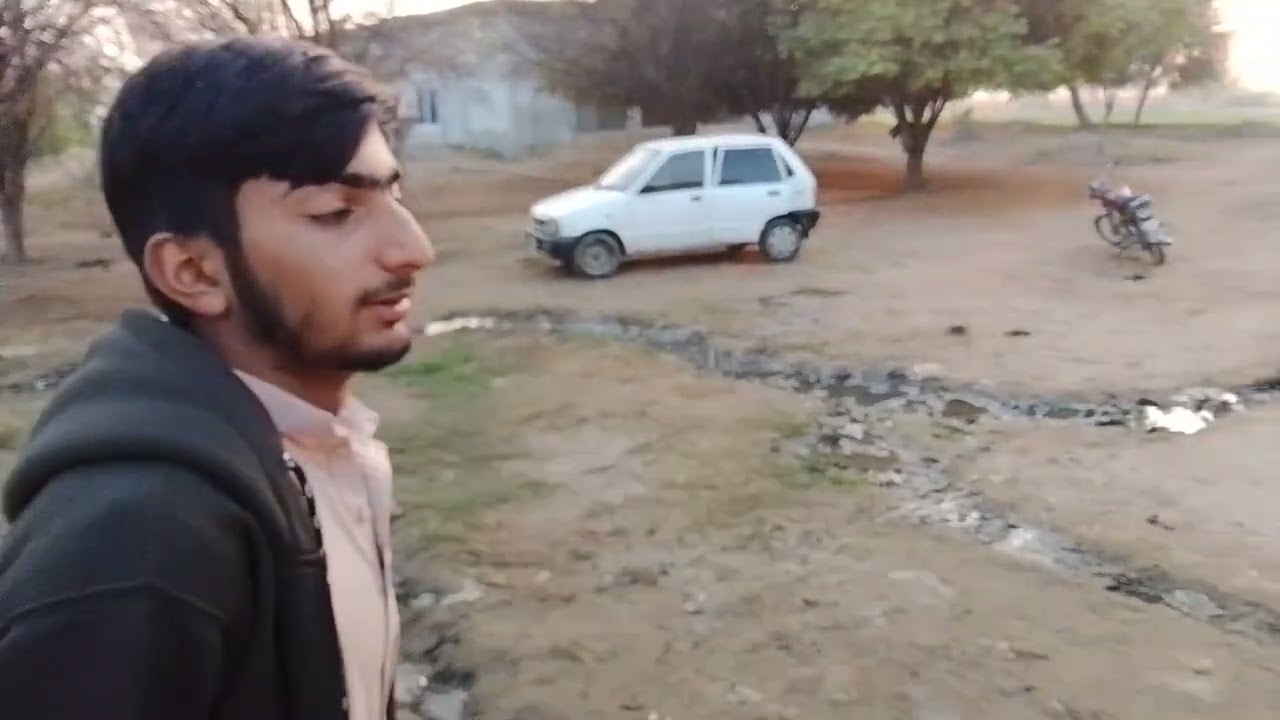 ملک افضل اعوان کے ساتھ پانی بھرنے گئے 