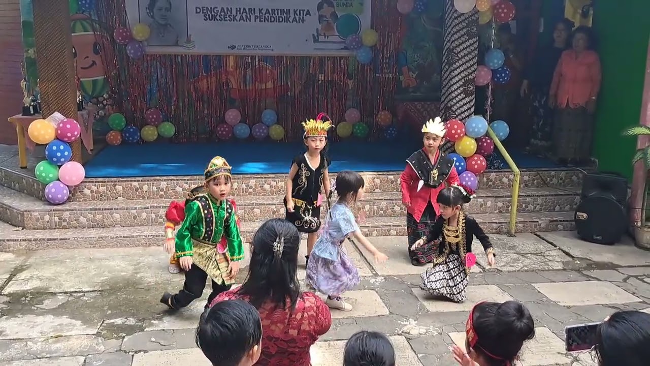 Tarian Anak TK Impian Bunda Dalam Rangka Memperingati Hari Kartini