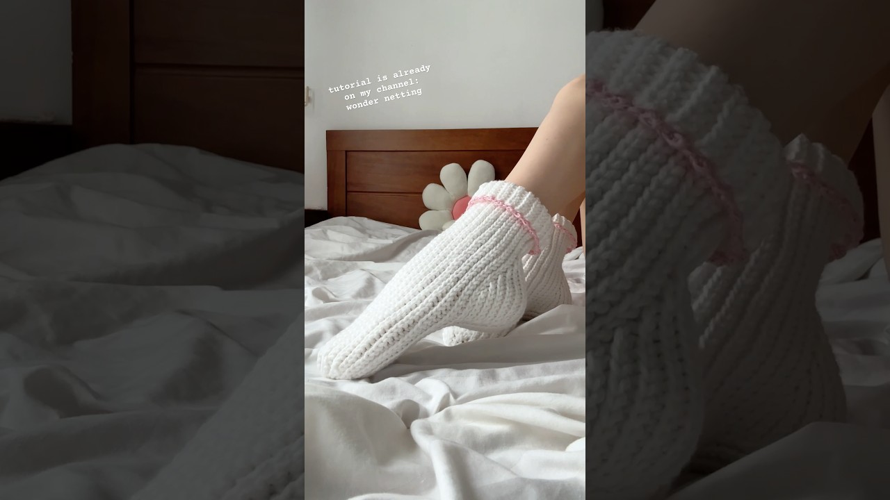 The most comfortable CROCHET SOCKS 😱🎀✨ #shortsfeed #crocheting