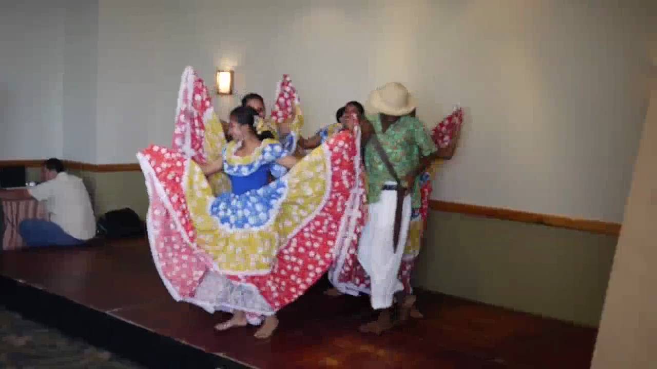 Roblada 2010: Bailes Folkloricos Manabitas 5