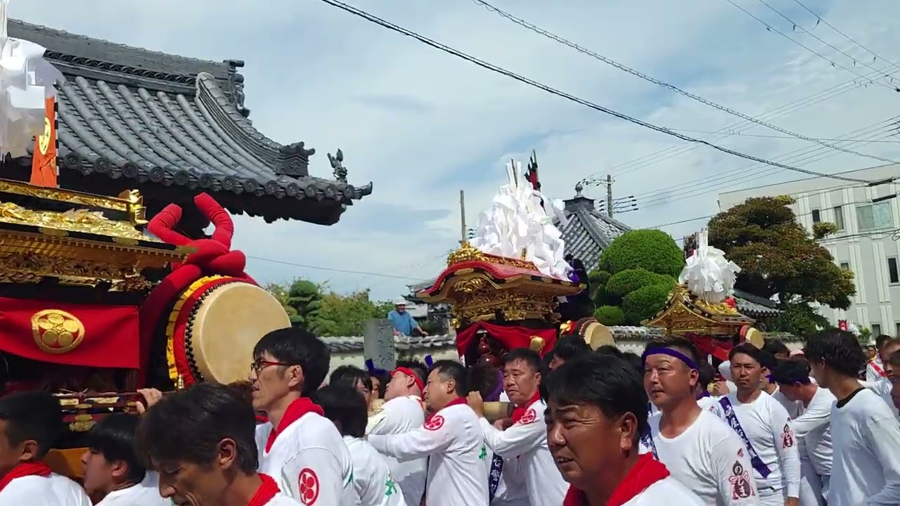 印南祭り～山口八幡神社神輿・屋台お渡り～　　西山口、楠井、野島、津井、濱、地方、上野屋台競り合い。