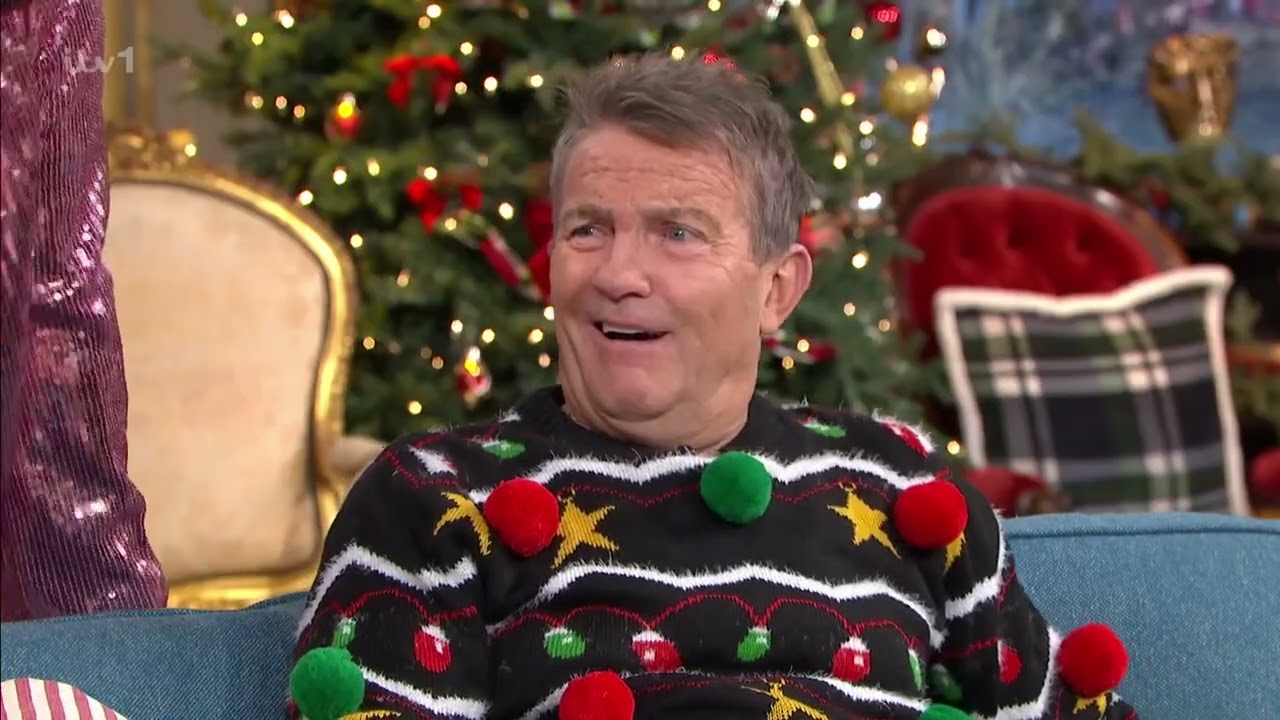 Bradley Walsh's Cliff Richard impression - 25th Dec 2022
