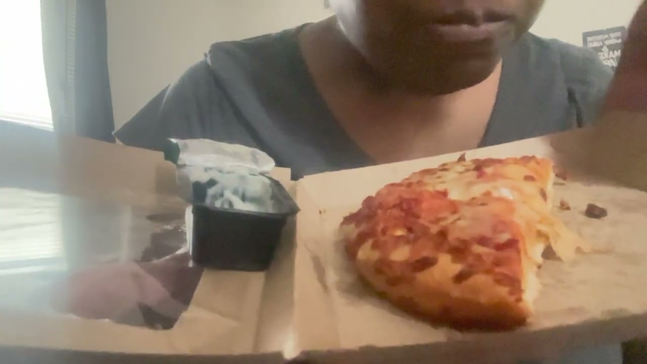 MUKBANG/ASMR: Pizza Hut 🍕🍕🍕🖤💕
