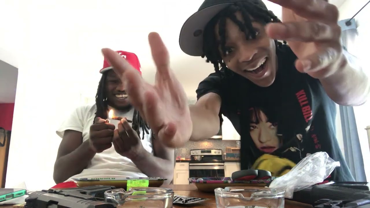SMOKEVLOG PT 7. FT @Dsmoke007   NEW KRIB EDITION !