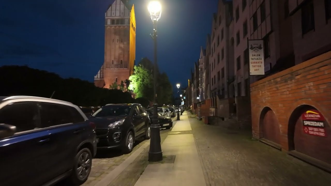 Poland / Elblag - Old Town at night. walking tour 4K Dji pocket 3