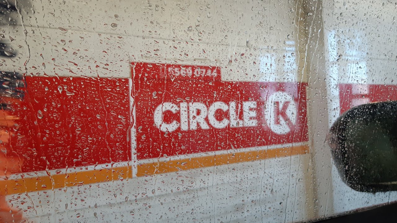 Circle K automatic car washing in Tallinn