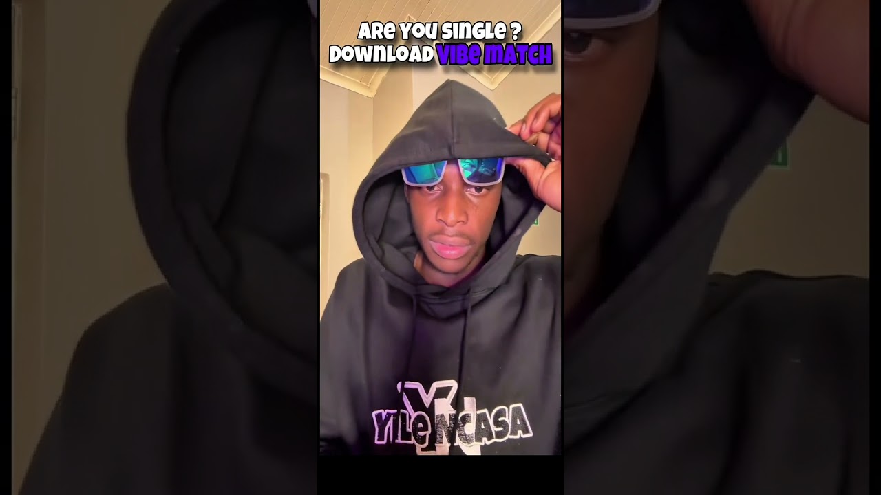 Бро заставил ее краснеть все 15 минут 🤭 он крутой козёл 🐐