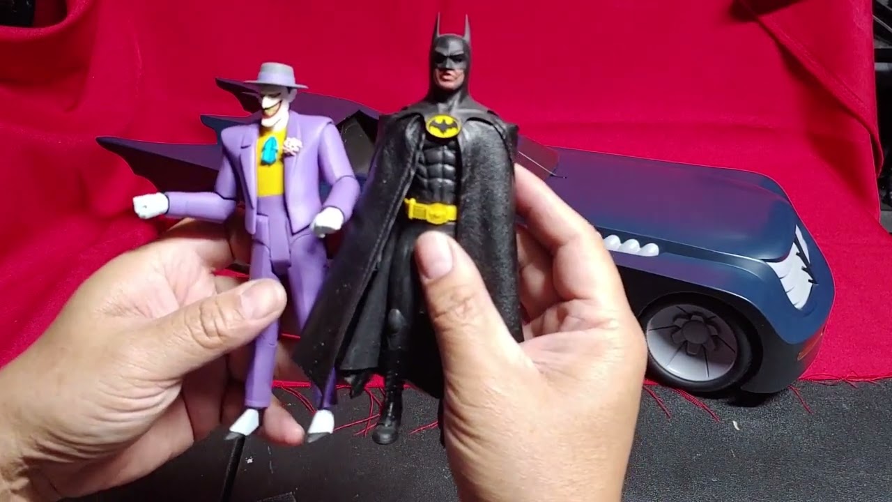 Batmobile: The animated series 1/12 scale review.