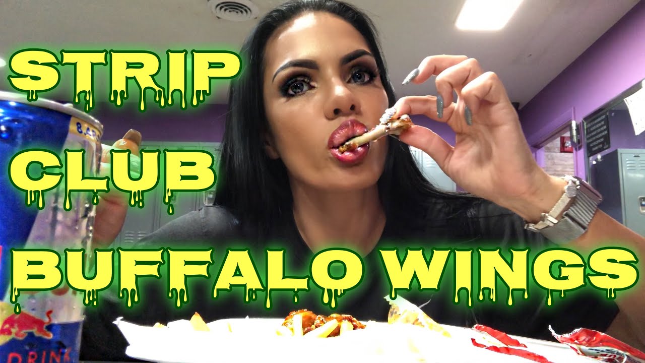 💵 СЧИТАЕТЕ ДЕНЬГИ? 💵 • 💰🍗 СТРИП-КЛУБ КРЫЛЫШКИ БАФФАЛО 🍗💰 • МУКБАНГ • ШОУ С ОБЕДОМ