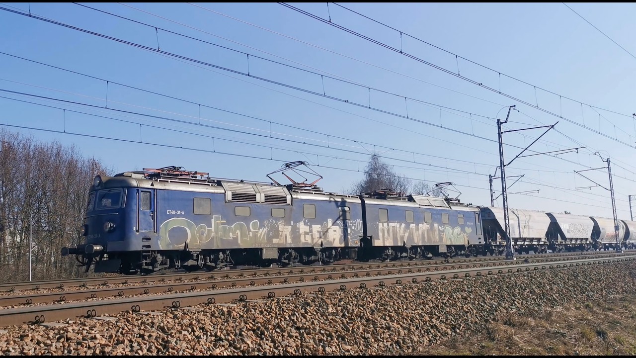 ET40-31 Bombowiec z składem wagonów Uagpps