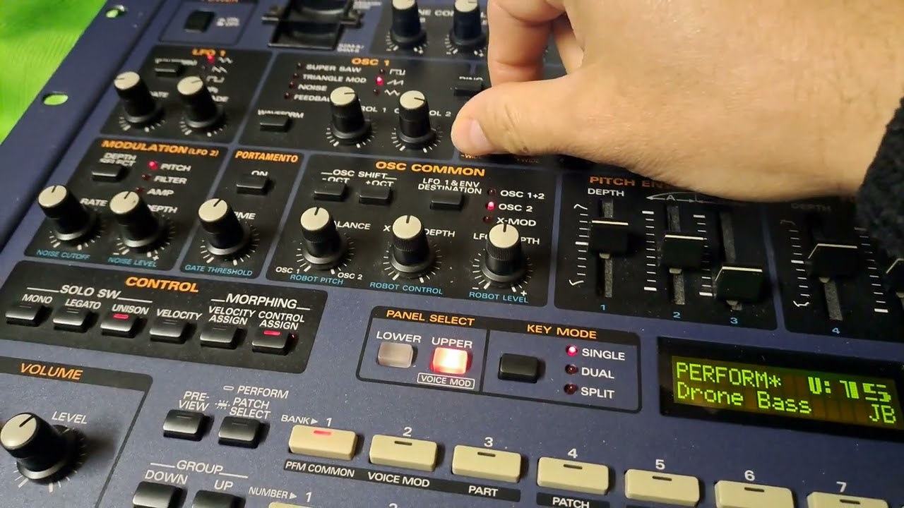 Roland JP8080 2025
