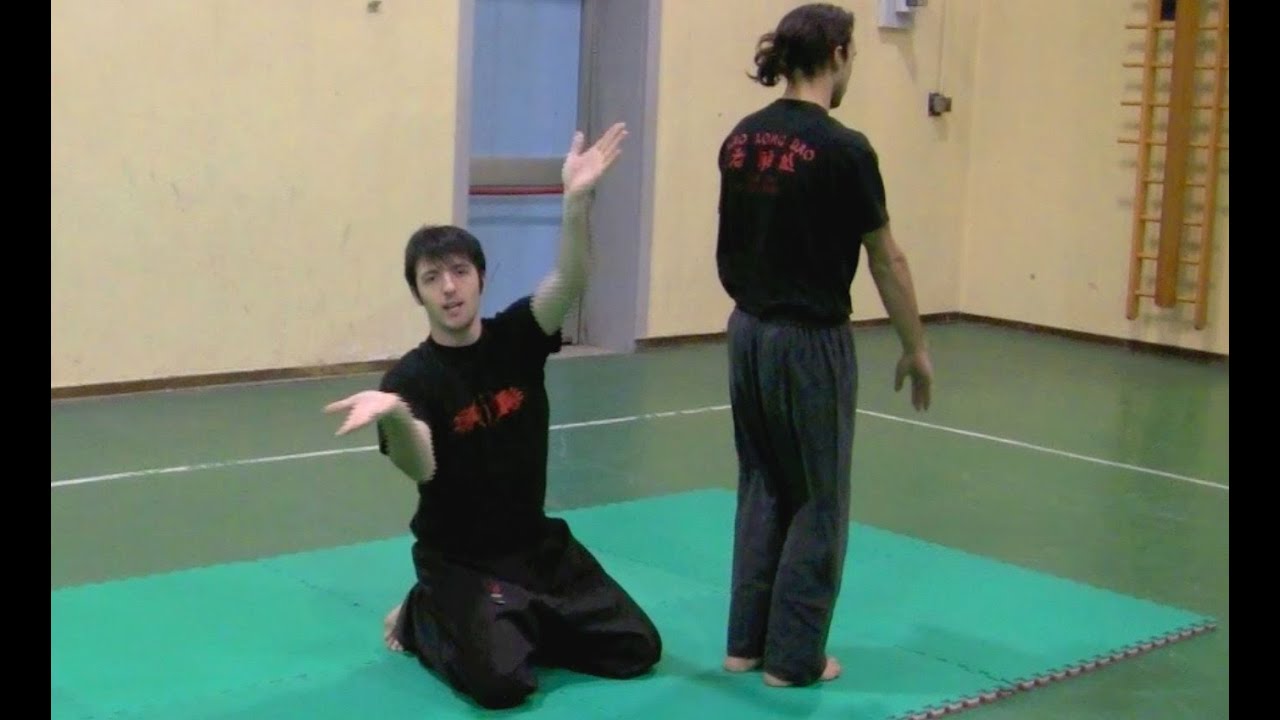 ACROBATICA - Flic Flac Tutorial (How to Do a Back Handspring) 6/7