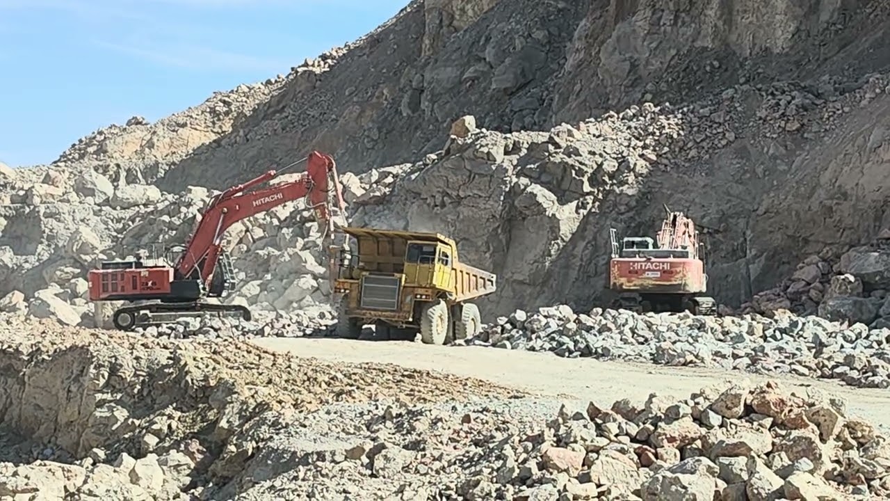 Hitachi 470