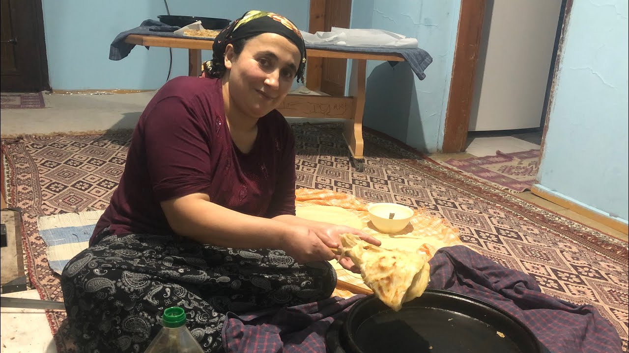 BARTIN YÖRESEL YAĞLI GÖZLEME HAMUR HAZIRLANIŞI 😊🧡