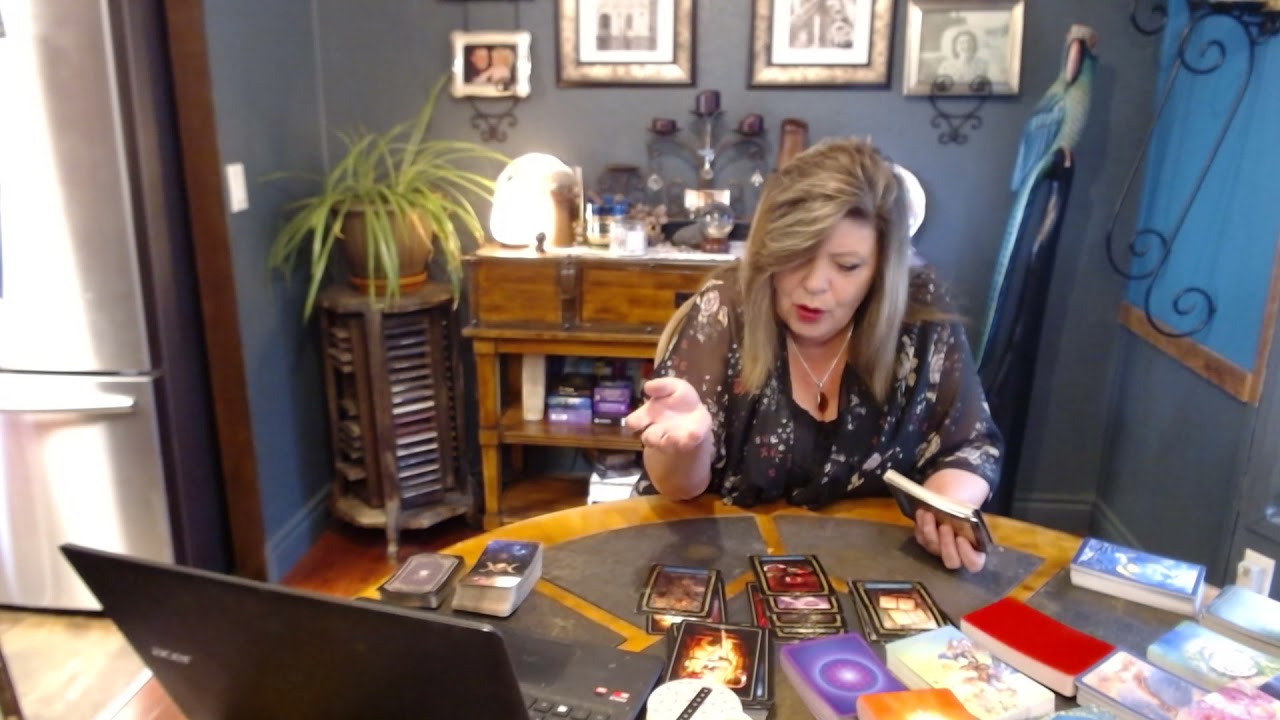 SAGITTARIUS 0CT 7 SPIRIT GIVES THIS PERSON THE ULTIMATUM...CHOOSE YOUR PATH!