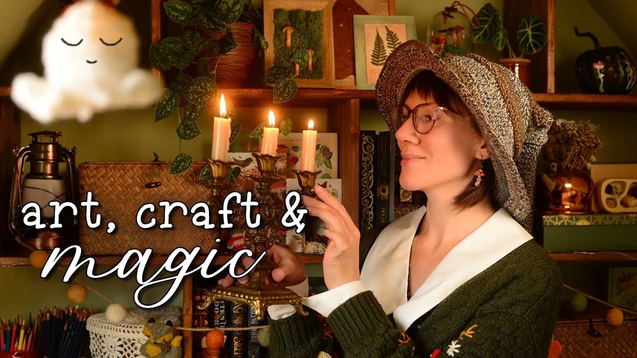Magical October in my studio 🎃 Halloween ambience, crafting a mystery book treasure box, autumn TBR📖