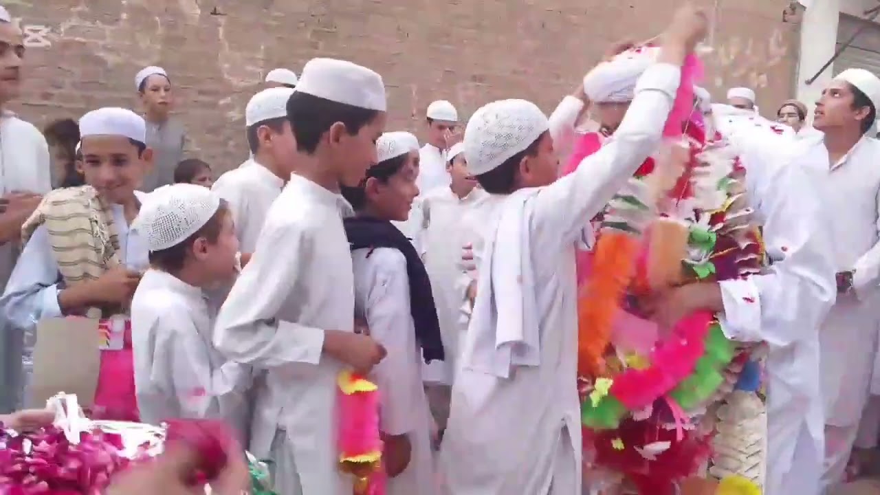 استاد محترم مفتی ولی اللہ القریشی صاحب کی عمرہ واپسی پر بہترین استقبالیہ کے مناظر