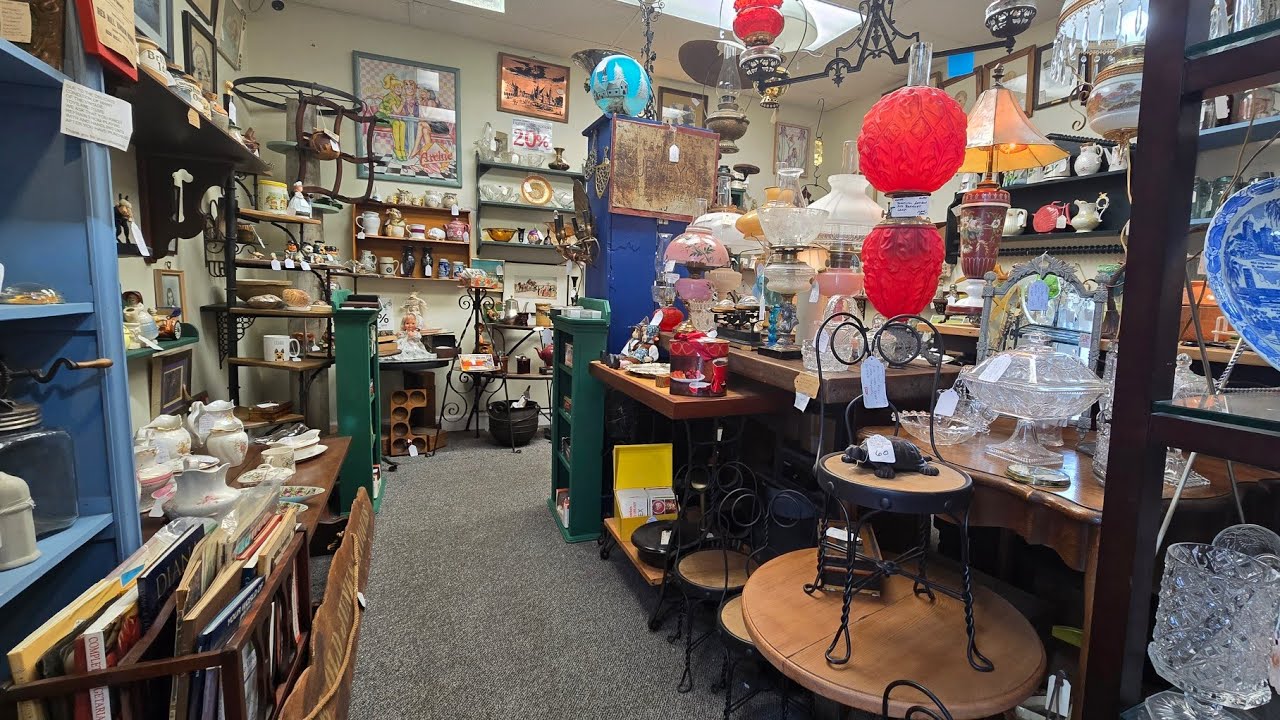 Burning Sensation Antiques Booth Tour & Shop Grey Barn|Antiquing & Thrifting Vintage Finds|We Ship 