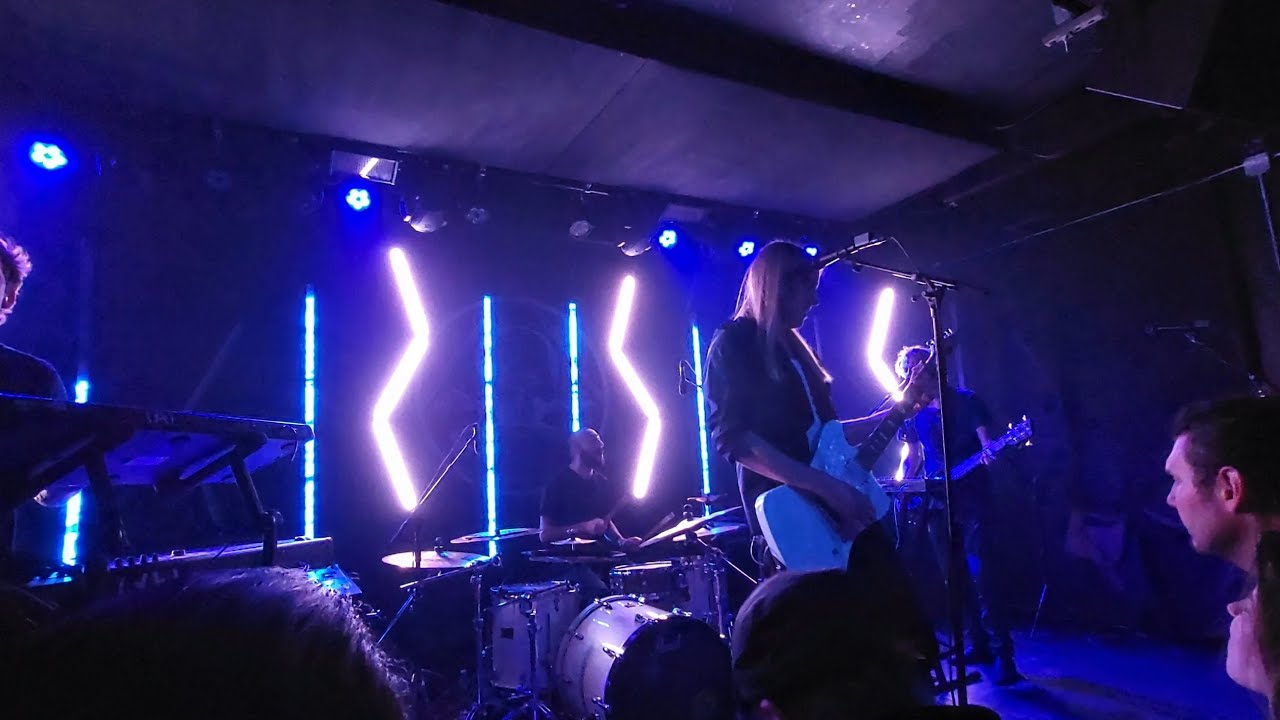 VOLA - 24 Light Years live Brooklyn