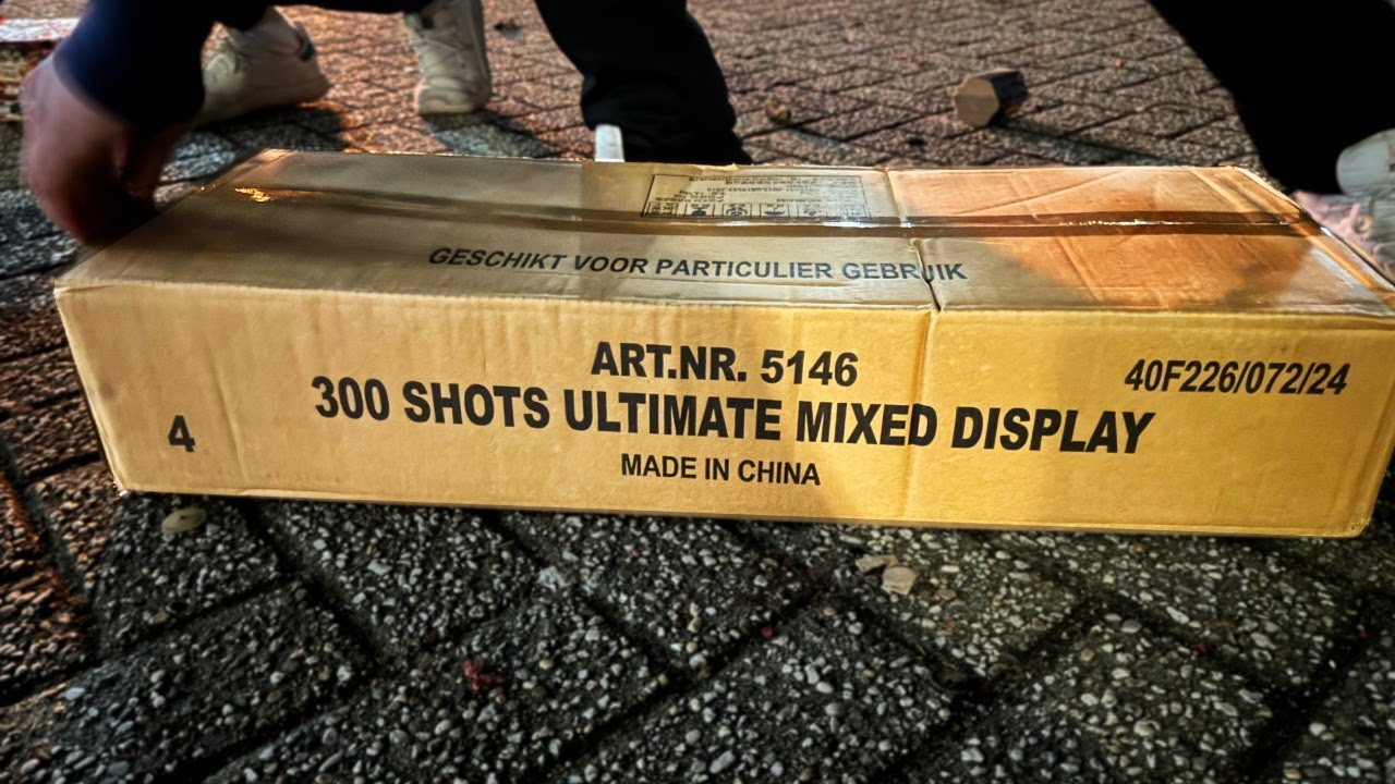 Ultimate Mixed Display | 300 Shots | Magnum Vuurwerk | 1.500 Gram | 20 mm | Batch 2024