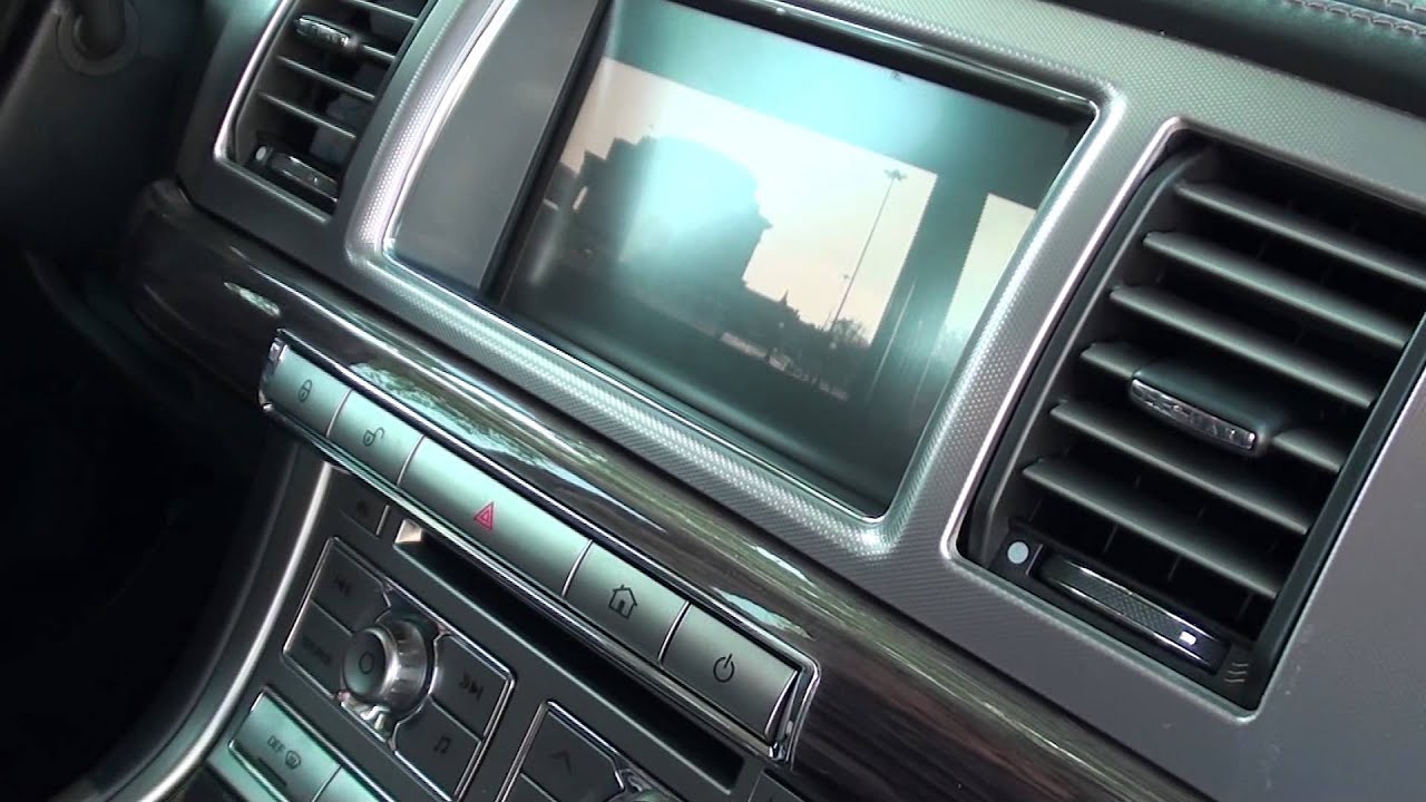 2008 Jaguar XF with Alpine TME-M780 package / NAV-TV bypass module | Pacific Stereo