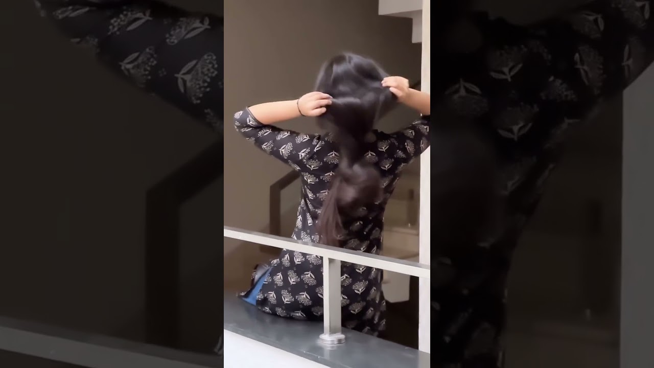 Insta Reels shorts tiktok beautiful girl dance sexy saree hot bhabhi viral video backless saree suit