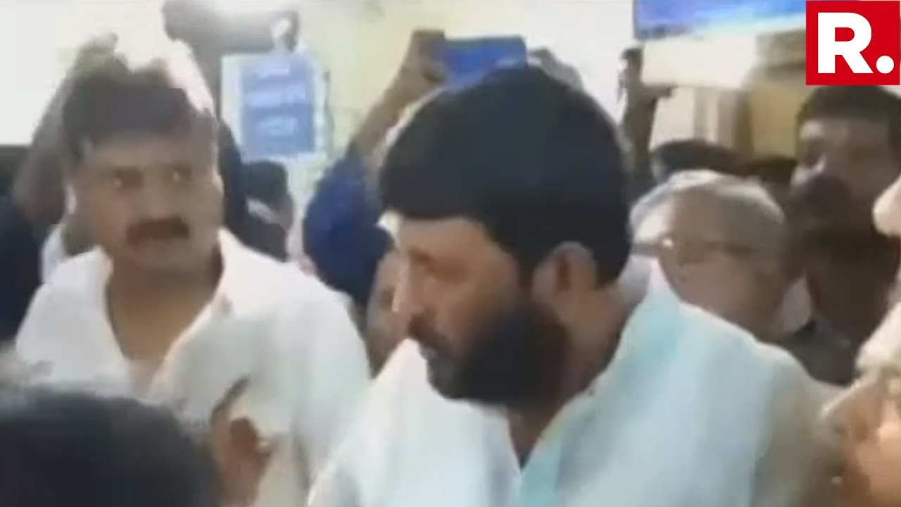 WATCH: TMC MP Misbehaves With Protesting Doctors At Government Hospital | #DoctorsFightBack