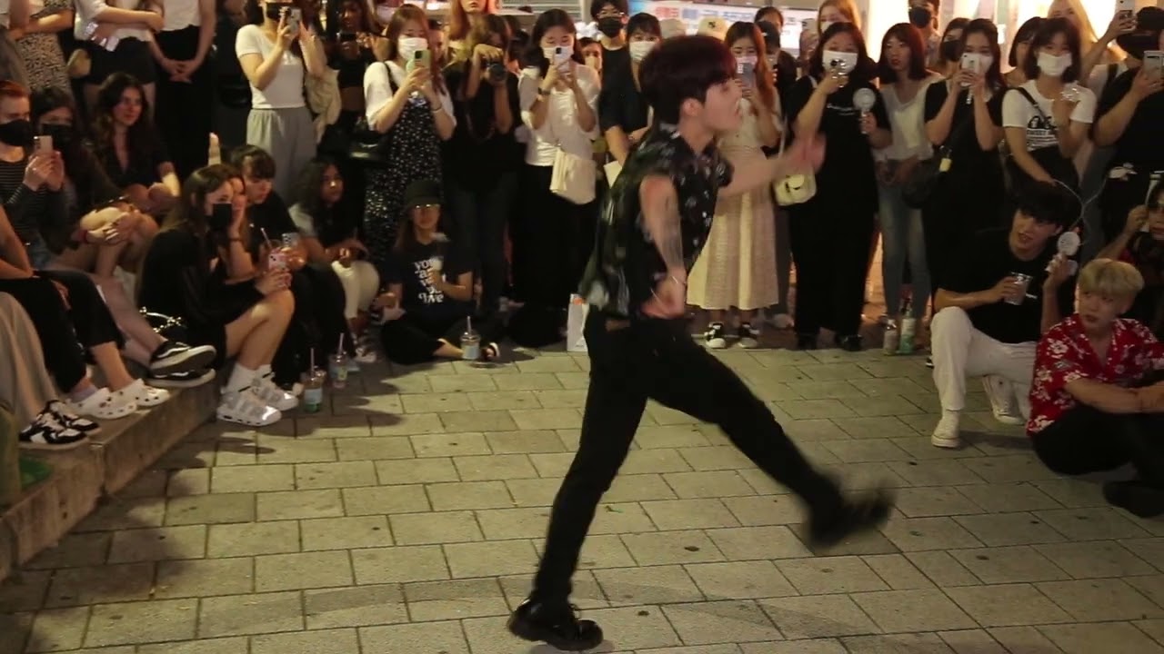 KPOP&JHKTV] AQA in hongdae-Lee tae young HOT아큐아홍대케이팝댄스 이태영 핫
