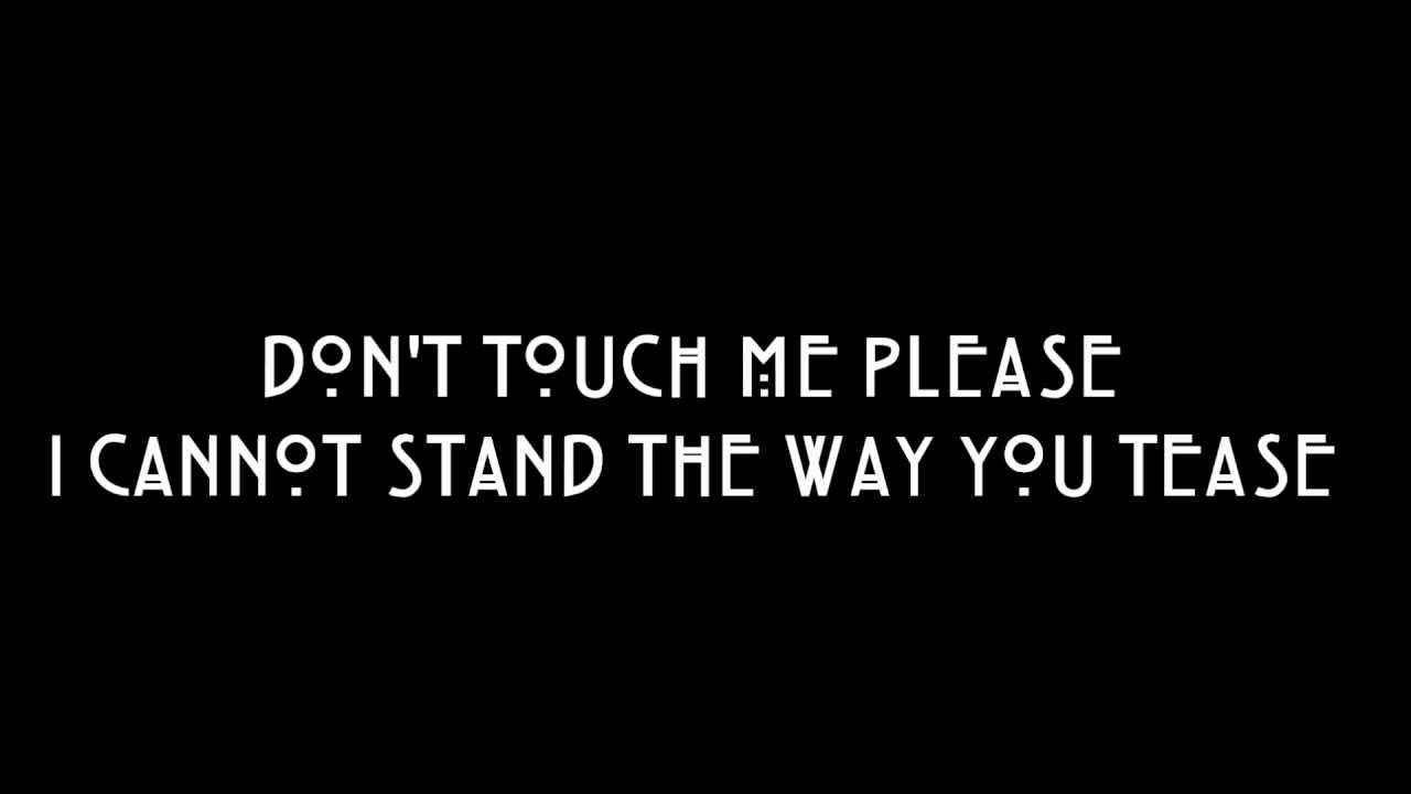 Hannah Peel-Tainted Love lyrics (American Horror Story)&lrm;