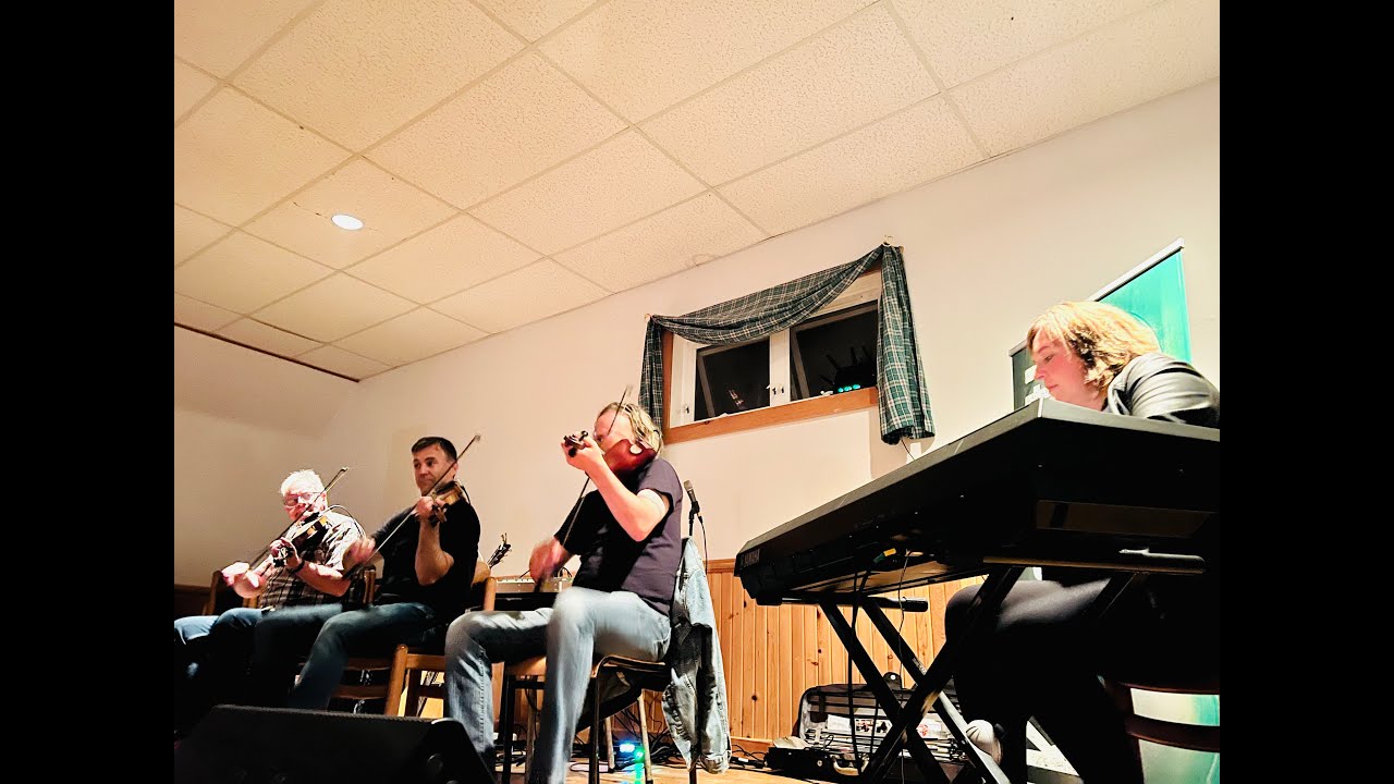 Brook Village Dance - KitchenFest 2022 Glenn Graham, Richard Wood, Allie Bennett and Tracey MacNeil