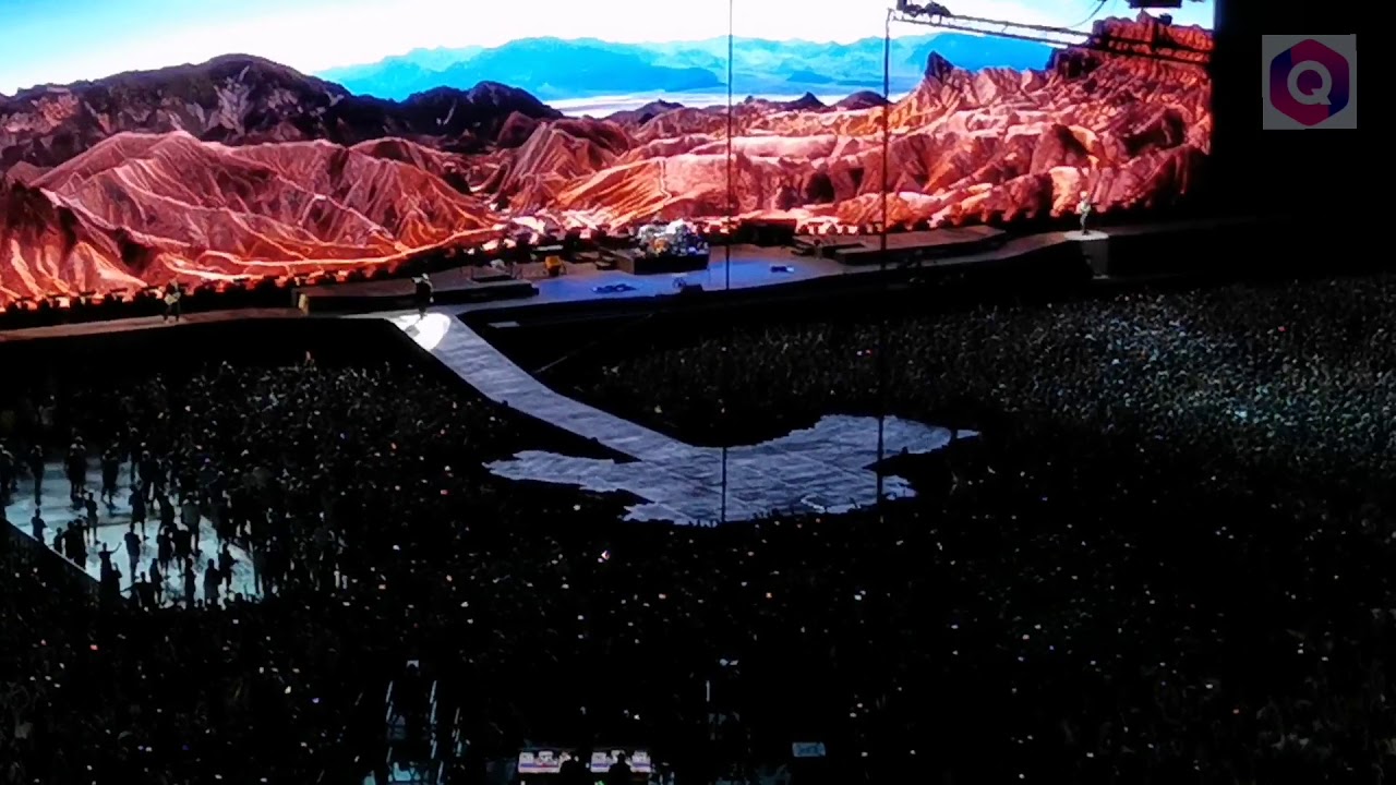 U2 - With Or Without You (Live) | The Joshua Tree Tour 2019 Singapore