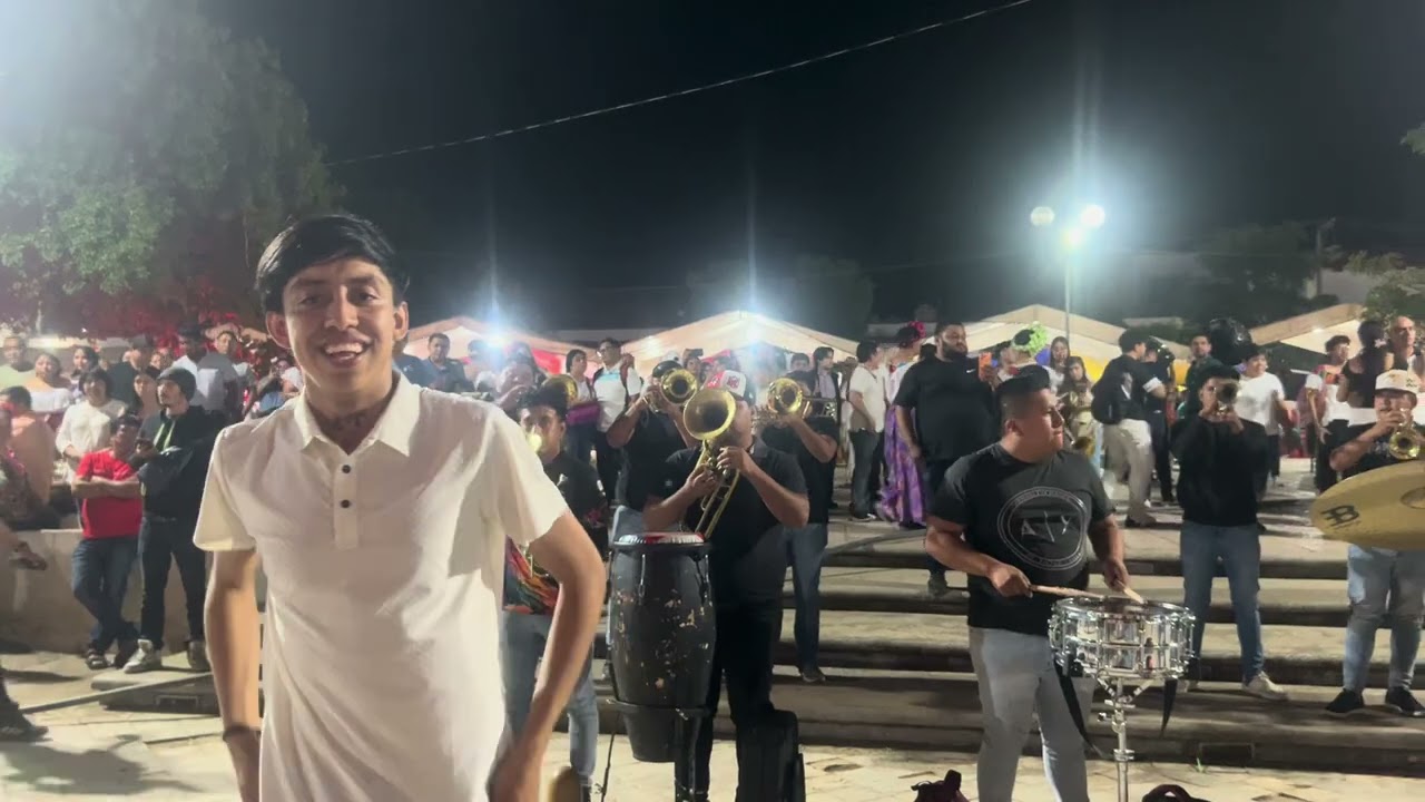 “El chinelo carnavalero” les caímos de sorpresa en la feria grande de Chiapa de Corzo 🔥