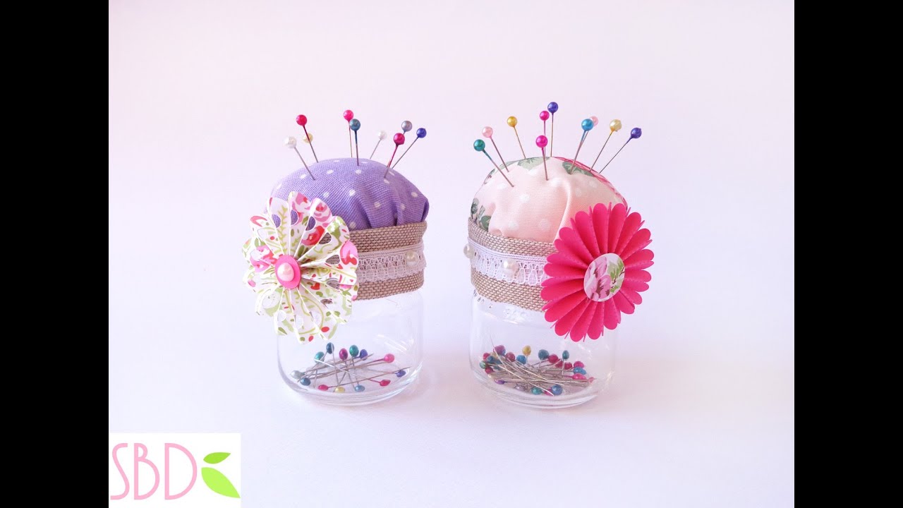 Porta e puntaspilli fai da te con riciclo - DIY Pincushion with recycle materials