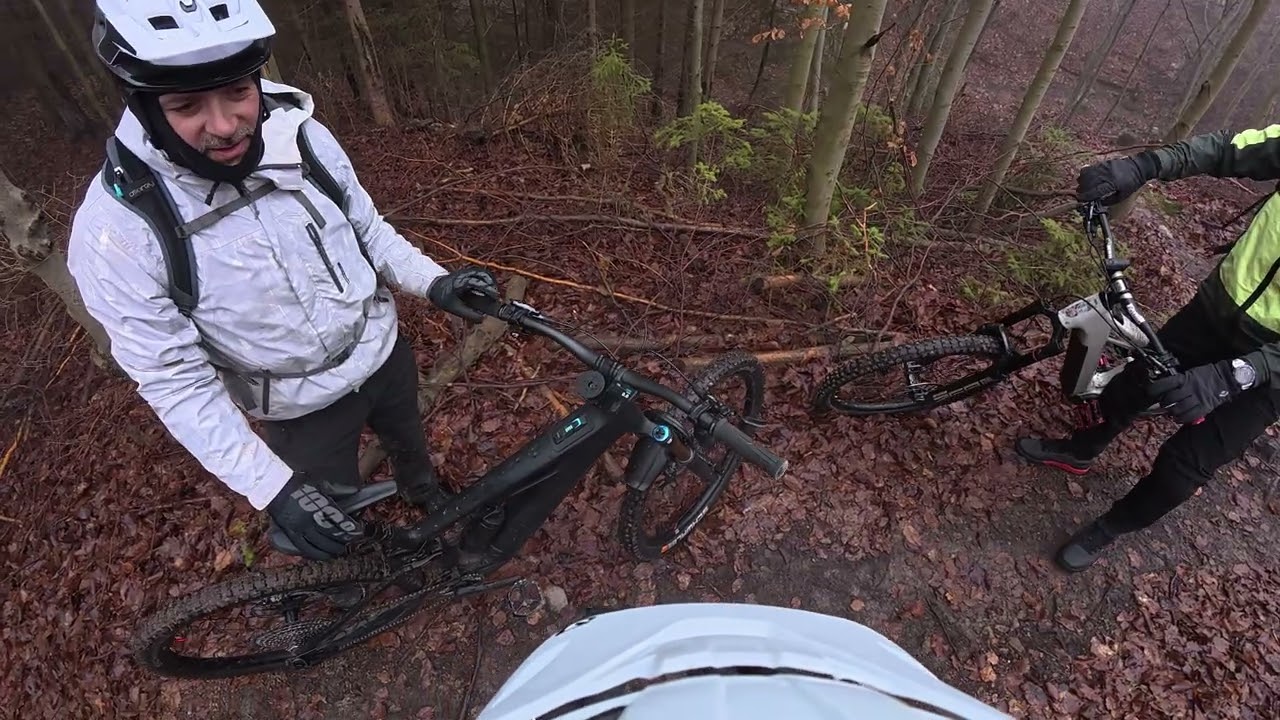 Enduro traily - kolo 13.12.2025 Cube stereo hybrid one 44