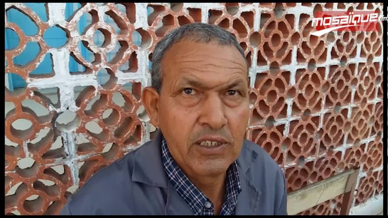 عم طاهر حارس مدرسة بتطاوين : أحب عمله فأحبه الولي قبل التلميذ