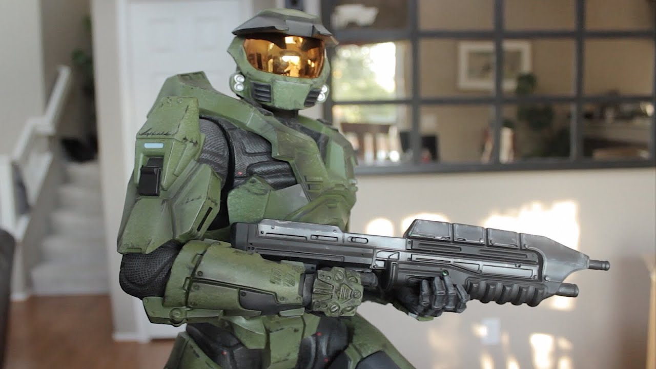 Halo Master Chief Exclusive Statue Unboxing from Sideshow Collectibles