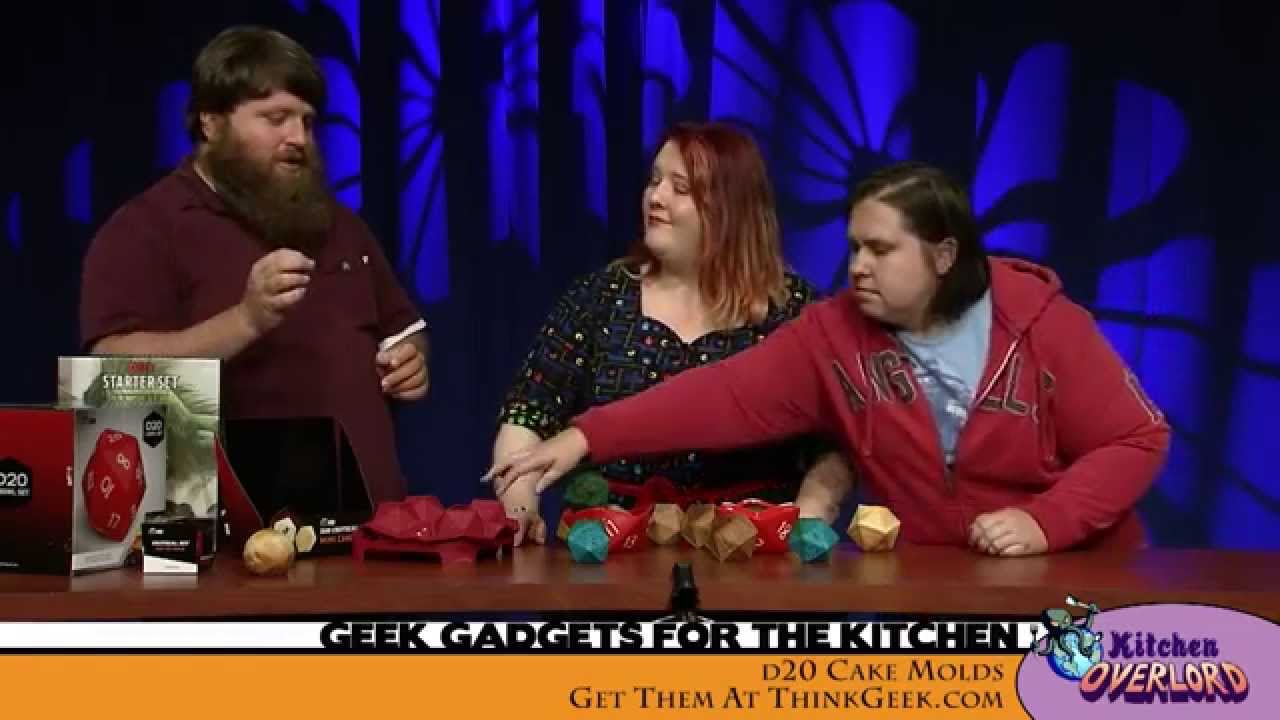 D20 Critical Hit Mini Cake Pan Review by Kitchen Overlord