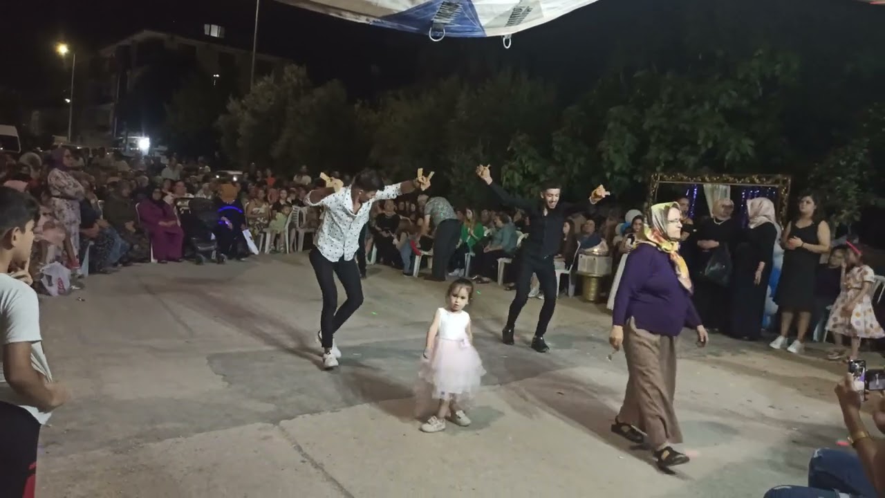 AŞAĞI ÇAPAK GENÇLERİ