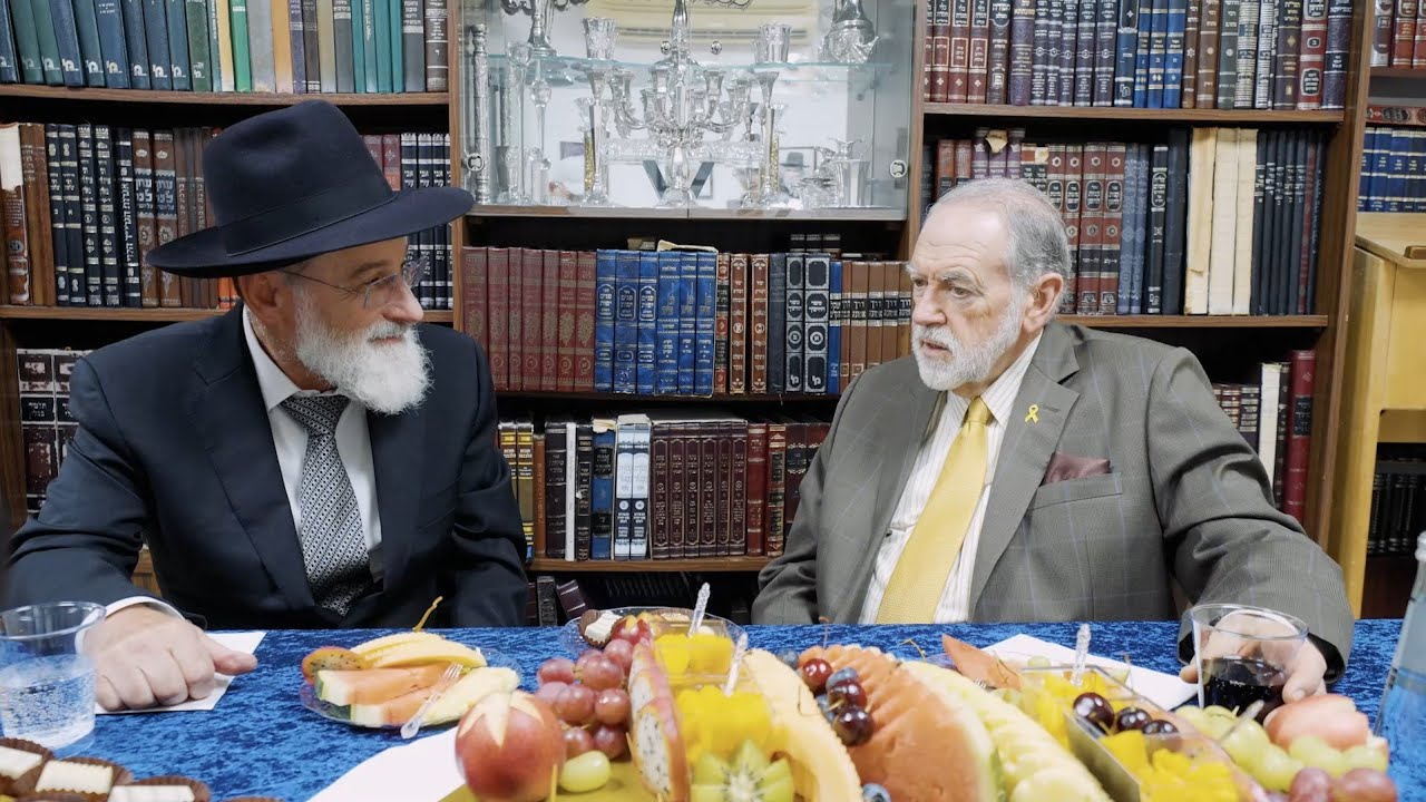 US Ambassador to Israel Mike Huckabee Makes Historic Visits to Senior Gedolei Yisrael