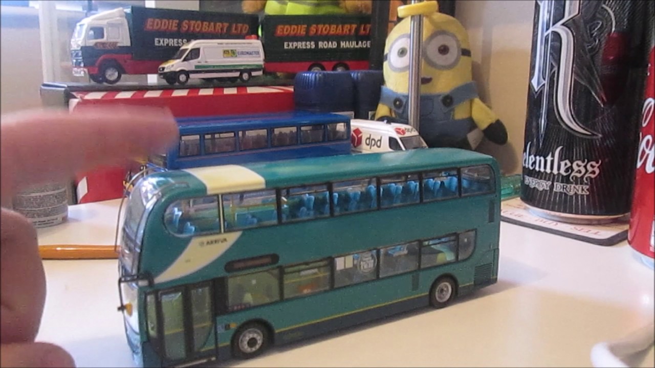 How To Paint Model Buses - the way i do (That Model Man MAY 2017)