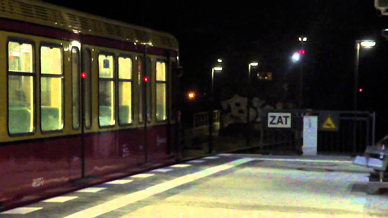 S-Bahn Berlin Signalst&ouml;rung 06.11.2012 Baumschulenweg, S-Bahn f&auml;hrt &uuml;ber Rot ( Zs1)