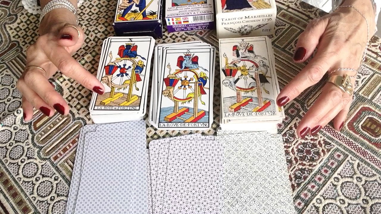 COMPARAISON DE 3 TAROTS DE MARSEILLE
