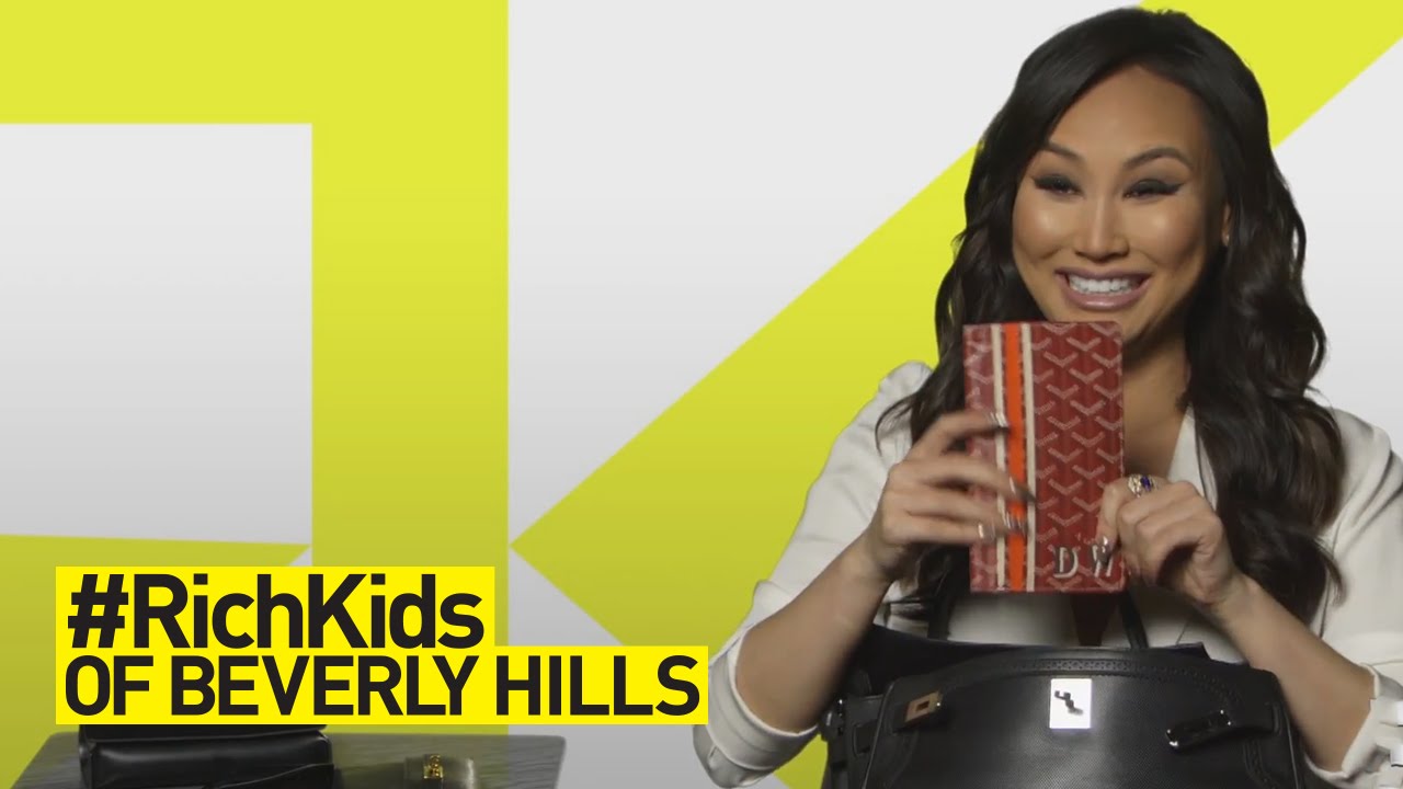 What's In Dorothy Wang's Hermes Kelly Bag? | #RichKids of Beverly Hills | E!