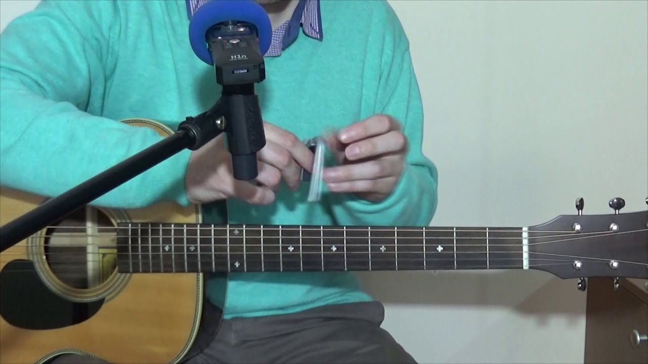 Kako pravilno staviti kapodaster na akustičnu gitaru
