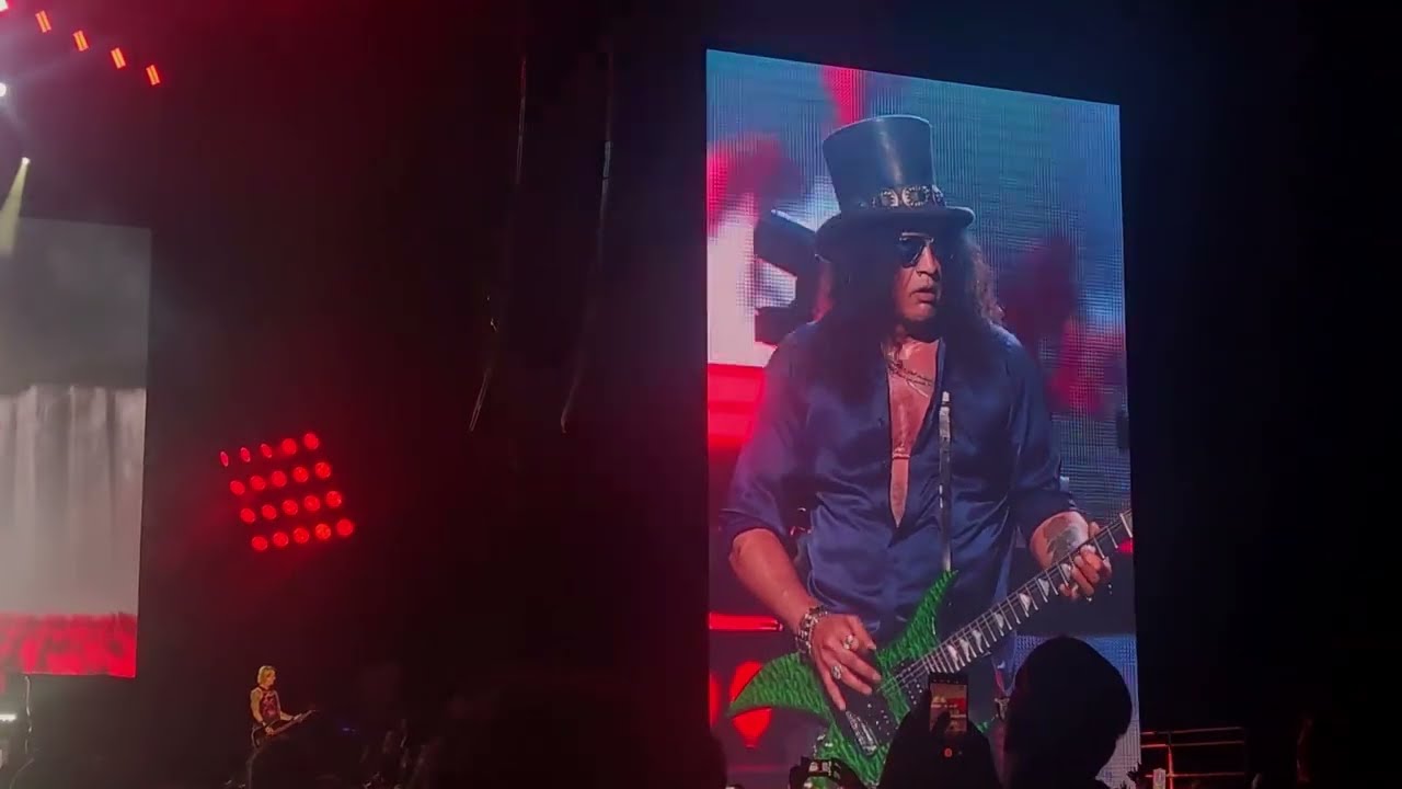 Guns N' Roses - Chinese Democracy (Live in Paris, 2023) - IEM Audio - MULTICAM