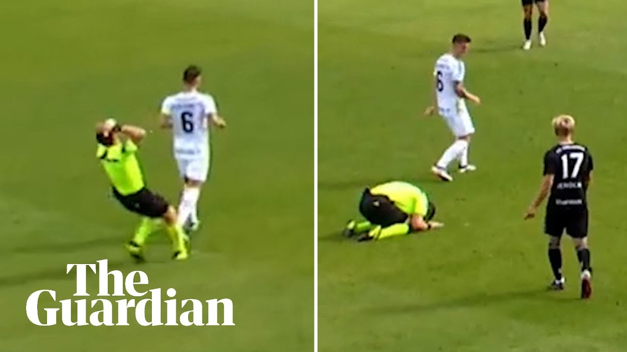 Instant regret: referee drops to his knees after failing to play advantage