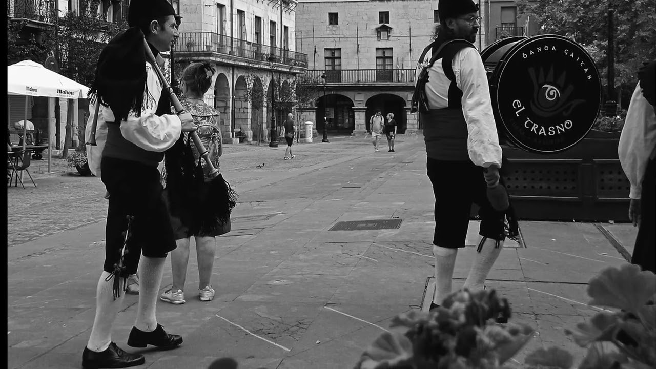 ORDUÑA EN BLANCO Y NEGRO