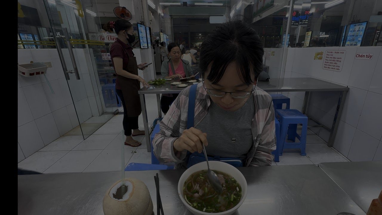 【再訪越南胡志明 EP5】最後兩天再吃兩間不同的河粉~~逛目前胡志明是最好的巧克力店~~