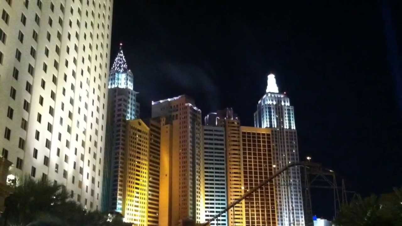 Welcome To Las Vegas 2014 (HD) "Burning Love" Elvis Presley (HQ)